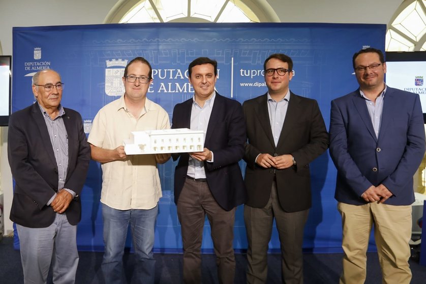 Firma Convenio Fundación Ibáñez